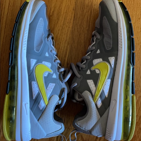 Nike AirMax - Picture 3 of 3